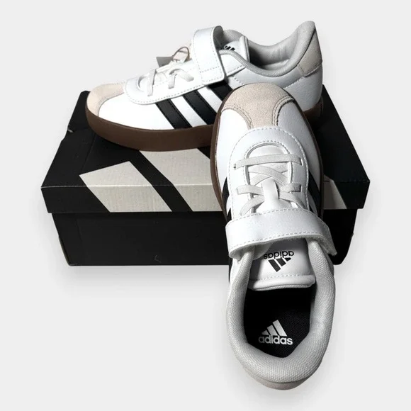 NWB Adidas VL size 3 Court 3.0‎ Kids Shoes White Black Gum Strap - Picture 2 of 13